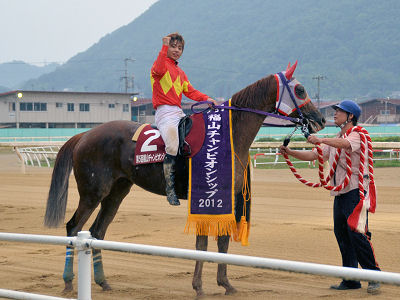 201206243.jpg